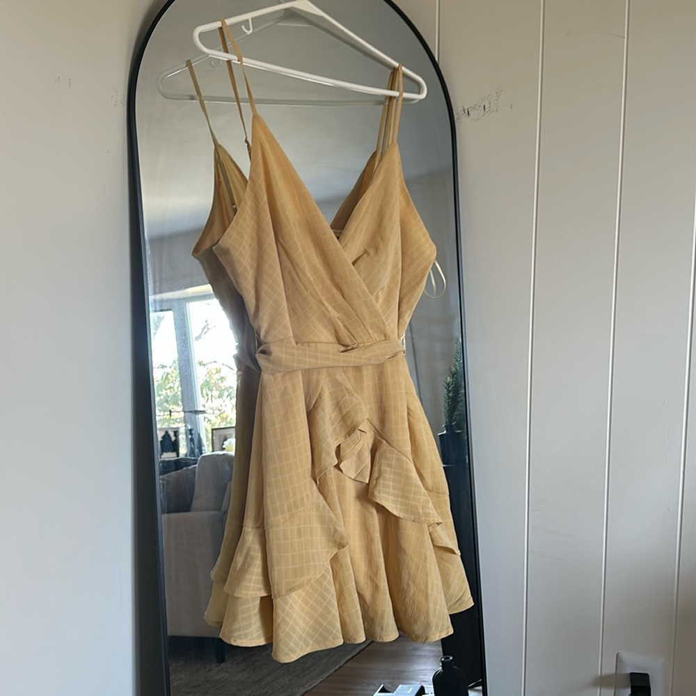 Women’s yellow mini sundress
